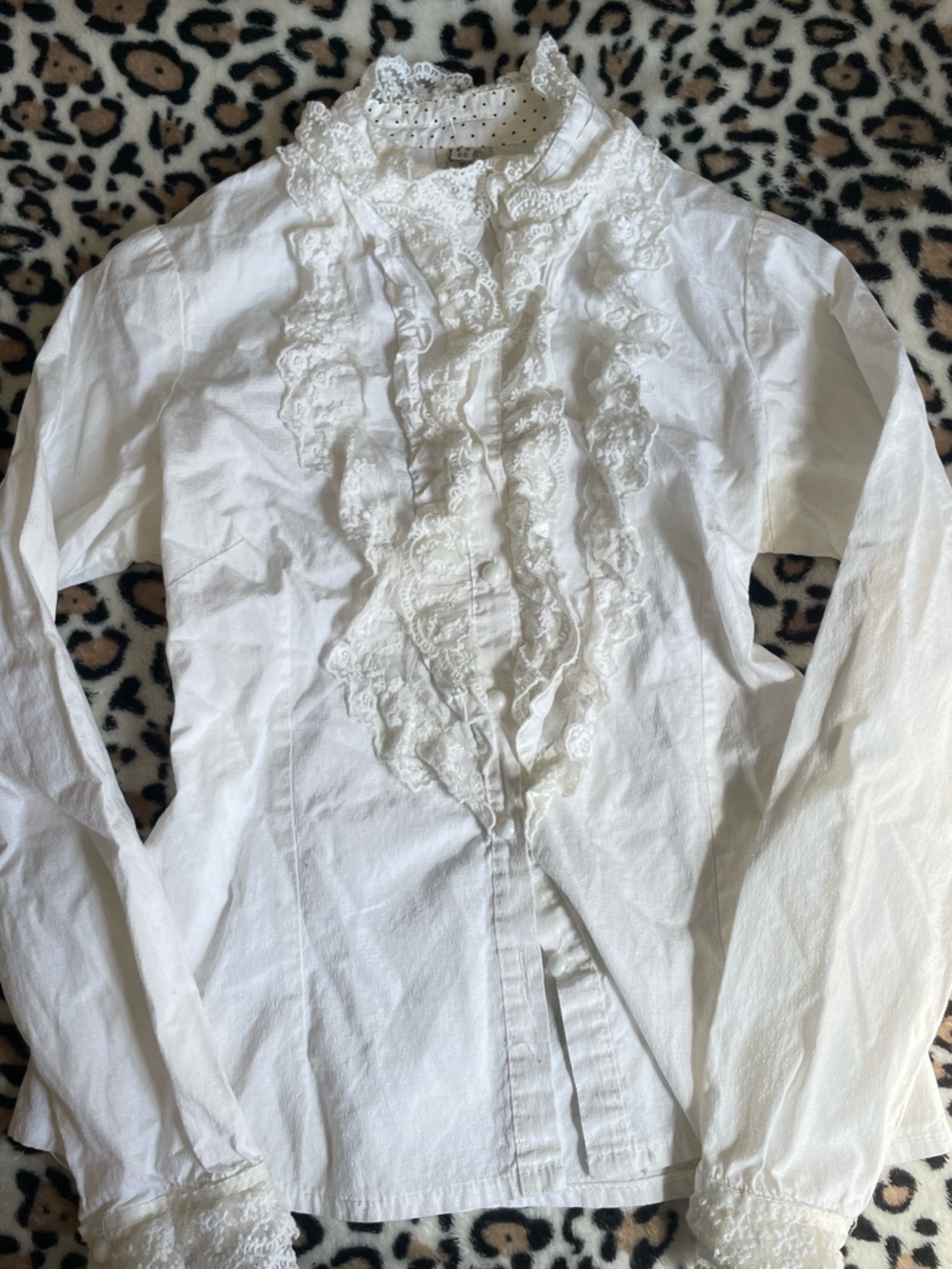 ♡ Frilly Elegant White Lace Trim Blouse